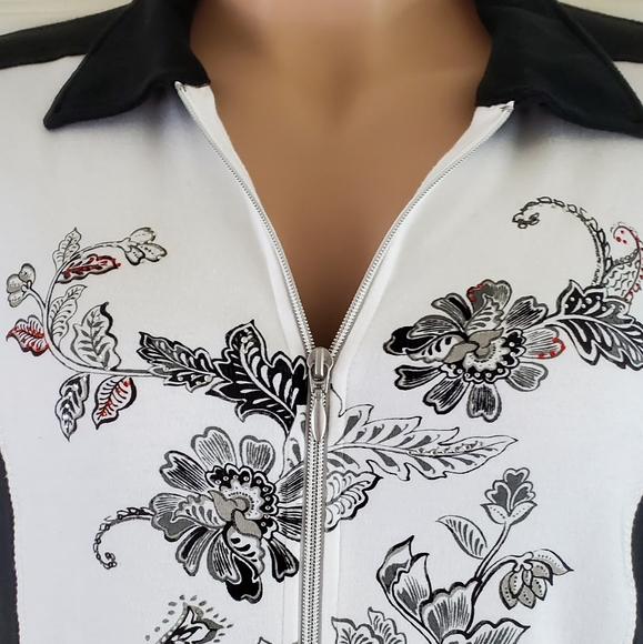 Breckenridge Floral Full Zip Jacket - Picture 6 of 15